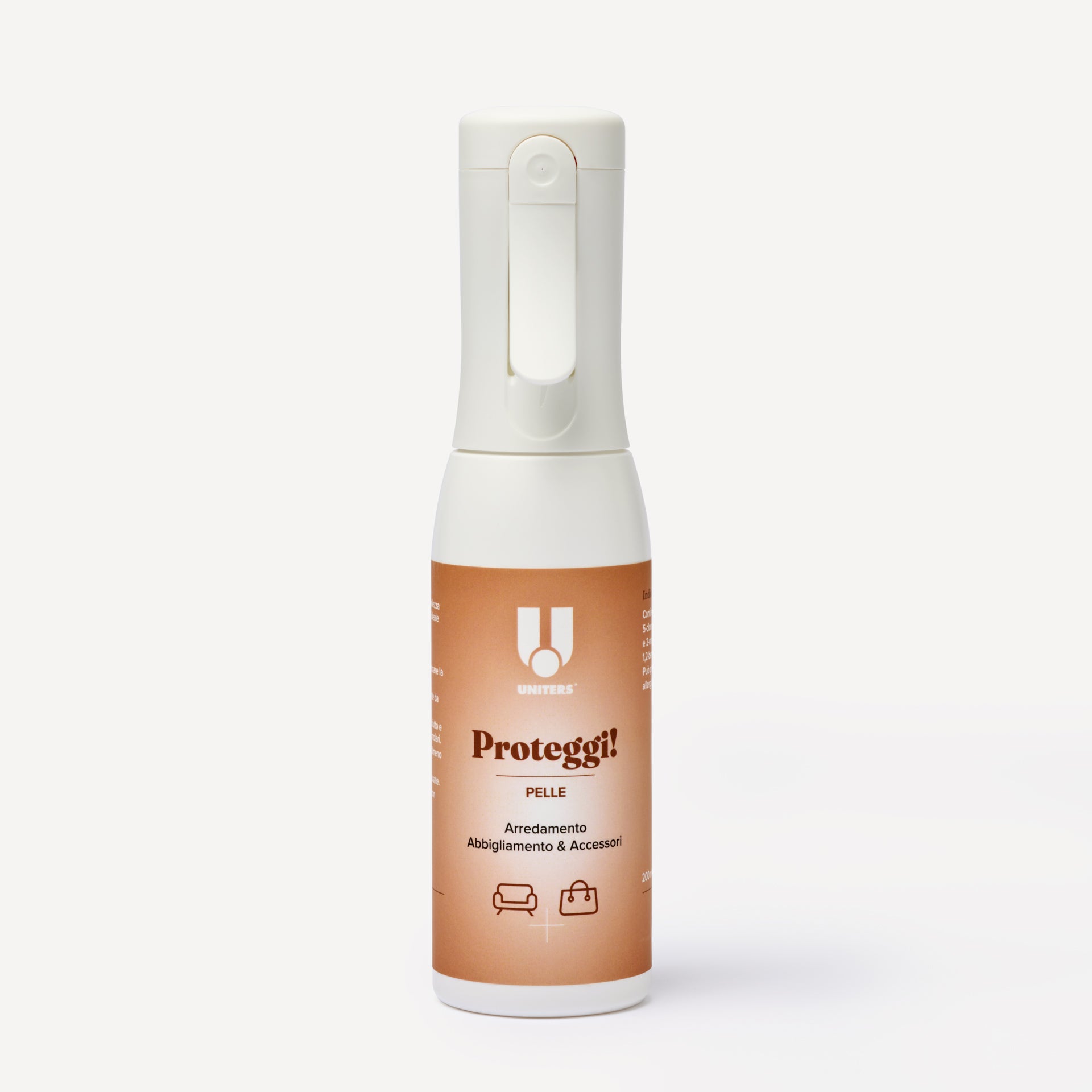 Uniters "Proteggi! Pelle" spray per arredamento, abbigliamento e accessori.